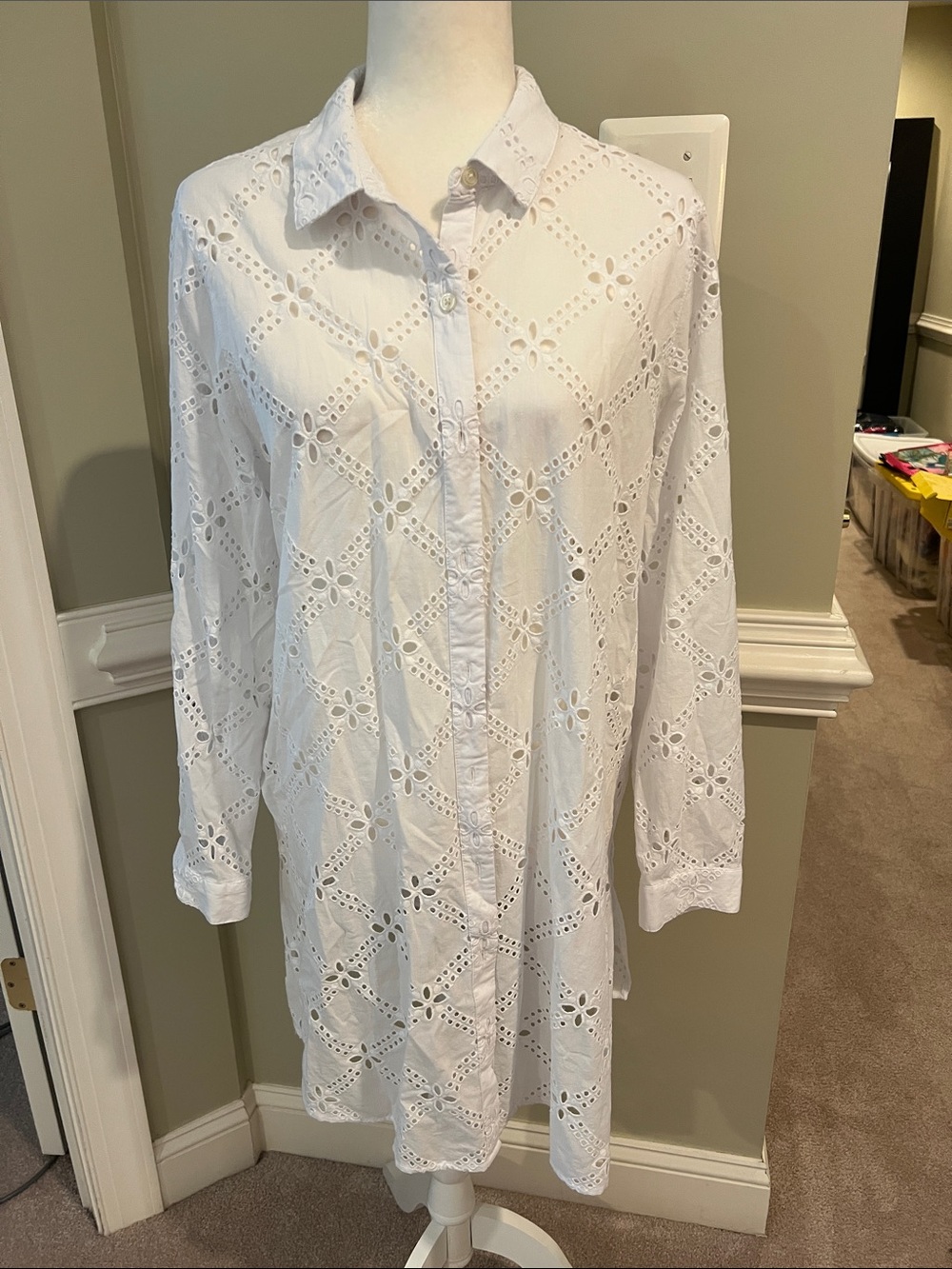 J. Jill White Eyelet Button-Down Tunic